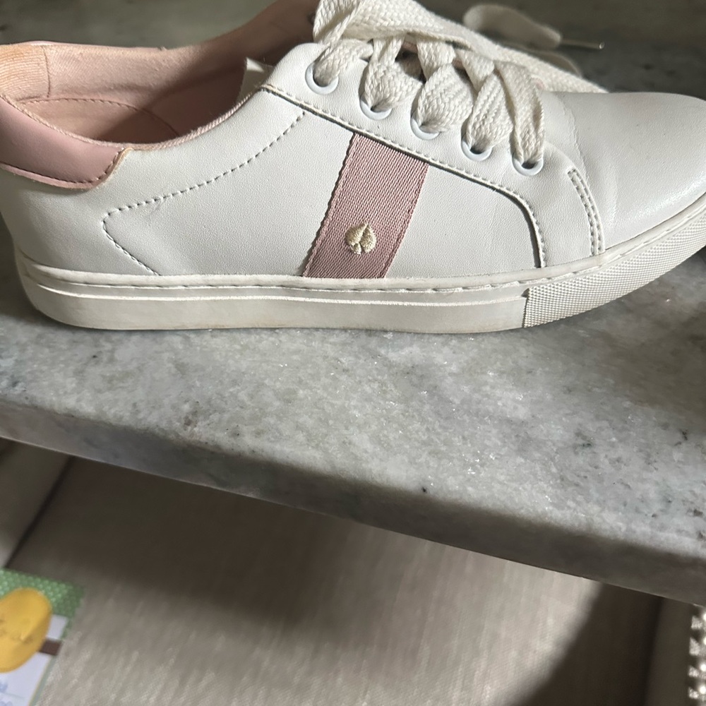 Kate Spade Iggy White and Pink Sneakers Sleek Design